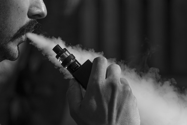 Cigarette électronique rechargeable